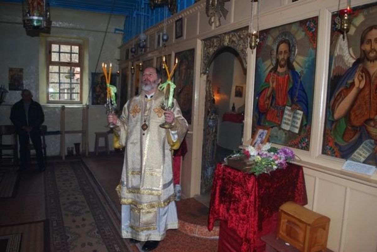 'Горе имеем сердца...'
