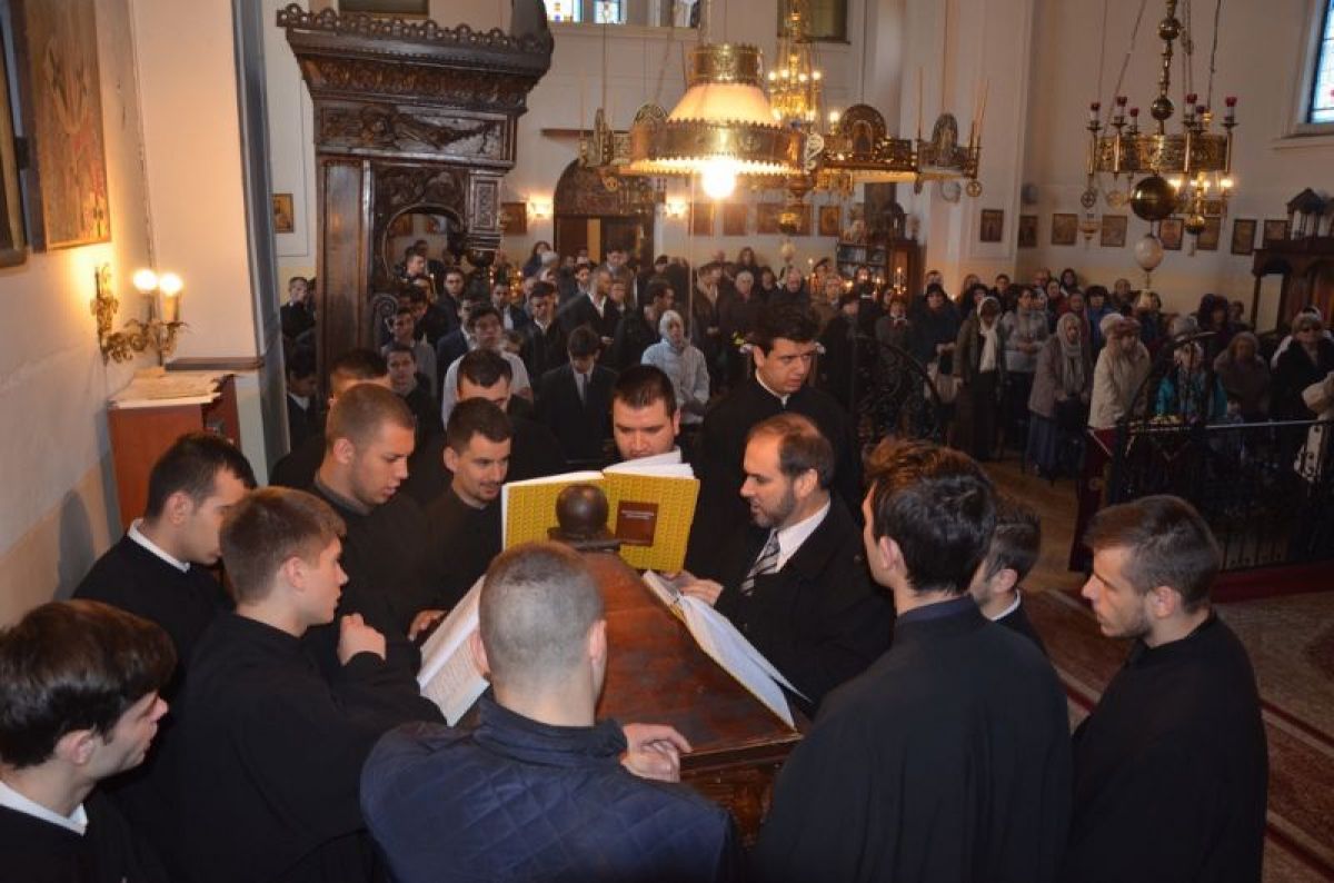 Празникът Благовещение в Софийската духовна семинария 
