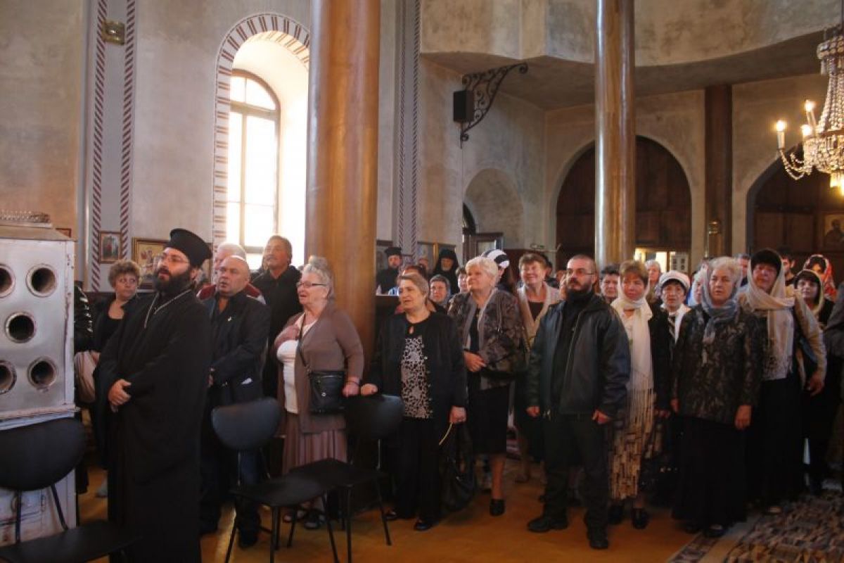  Архиерейска литургия в сливенския храм 'Успение Богородично'