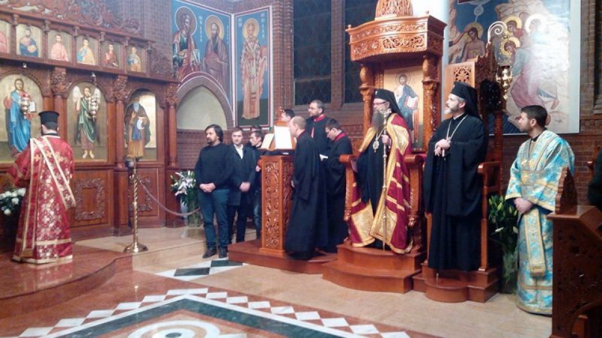 Празнична вечерня в българския храм в Берлин