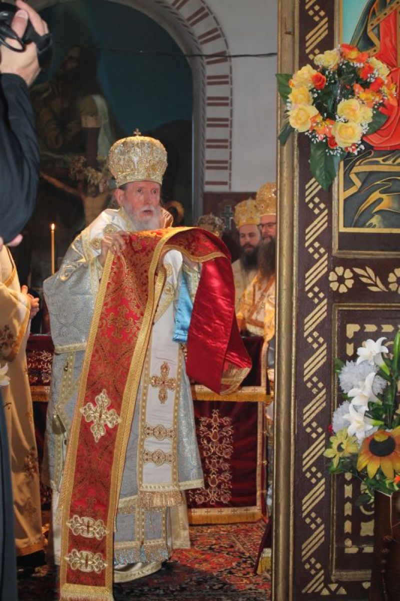 Епископска хиротония