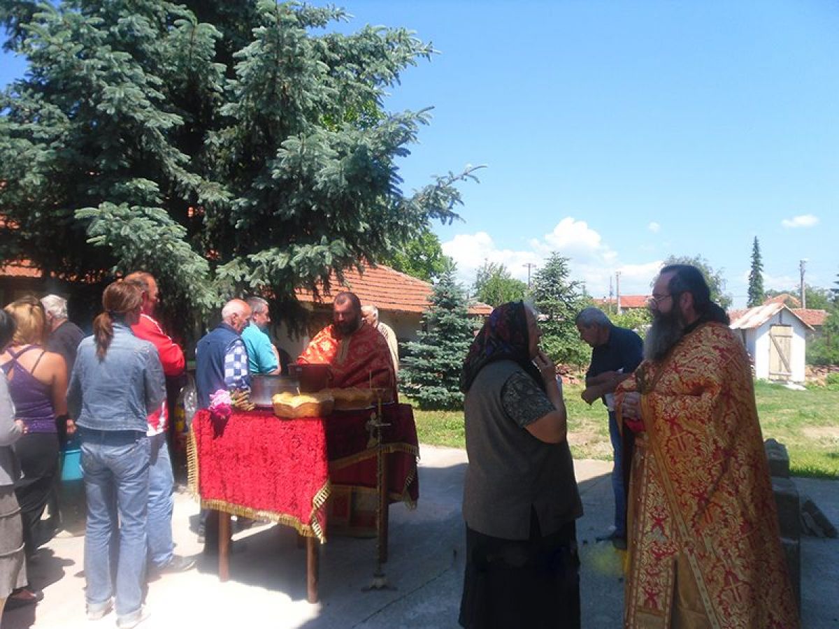 Храмов празник в с.Равно поле 