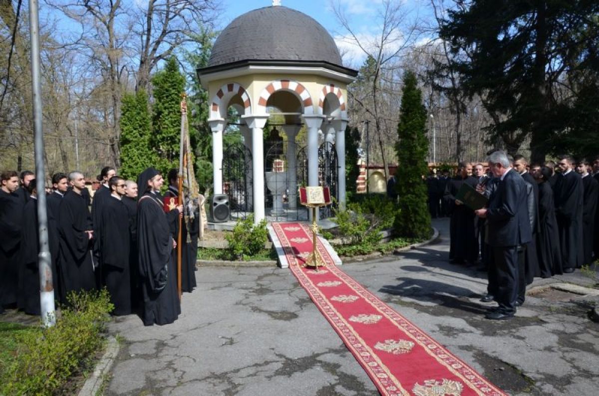Празникът Благовещение в Софийската духовна семинария 