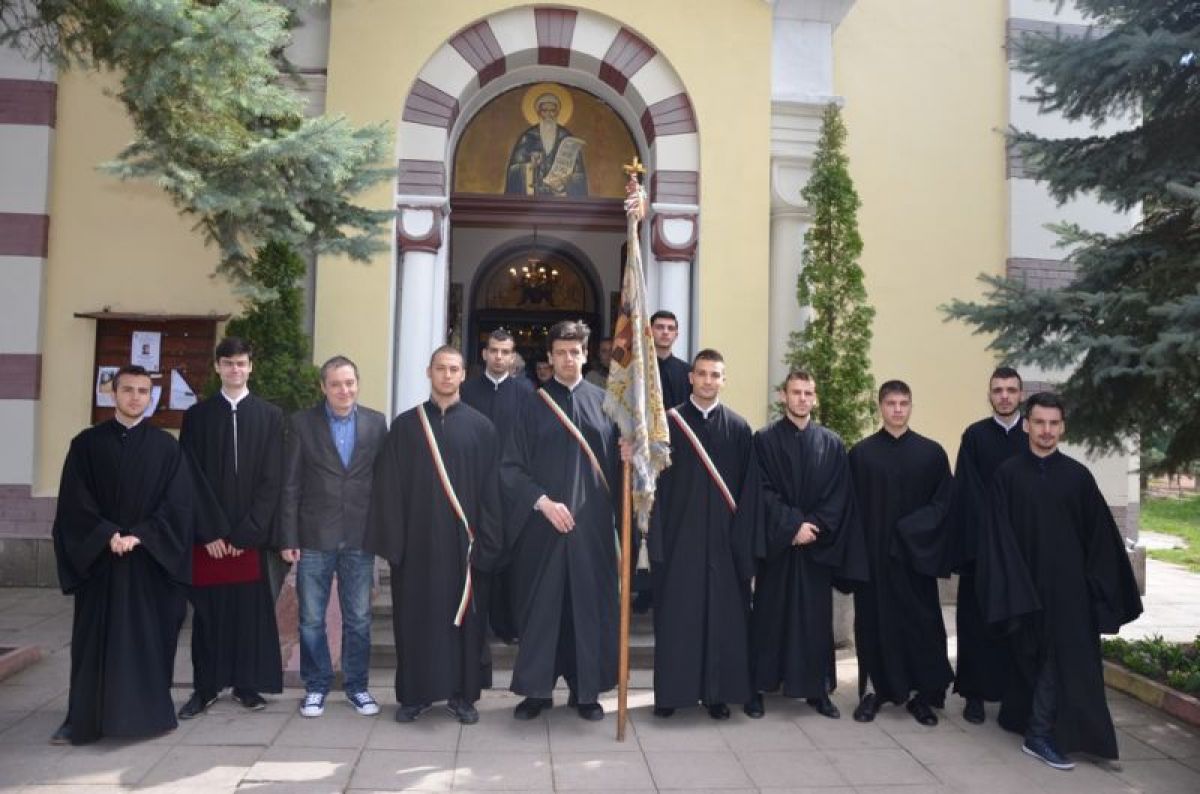 Празникът Благовещение в Софийската духовна семинария 