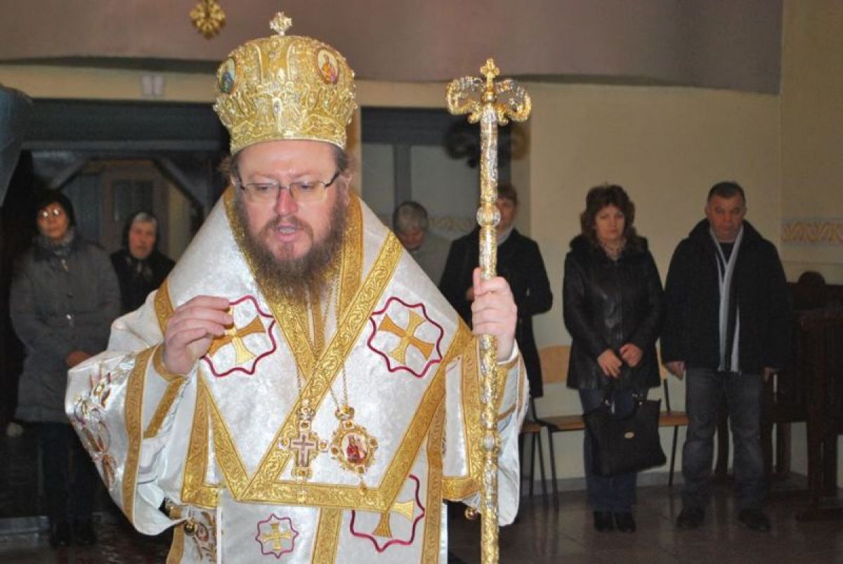 Архиерейска литургия в град Две могили