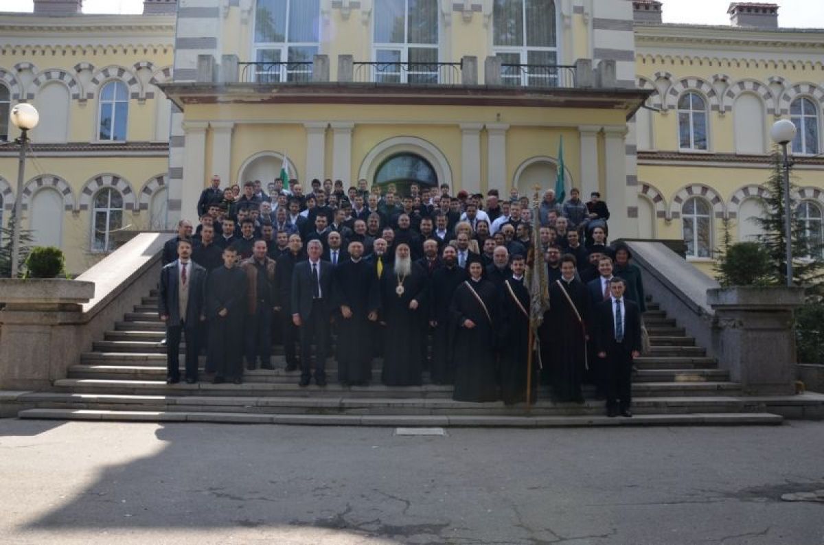 Празникът Благовещение в Софийската духовна семинария 