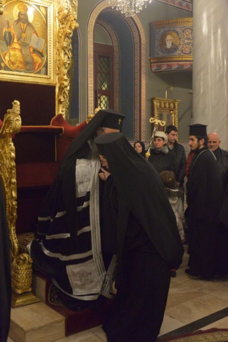 Архиерейска вечерня с чина на взаимното опрощение в Пловдив