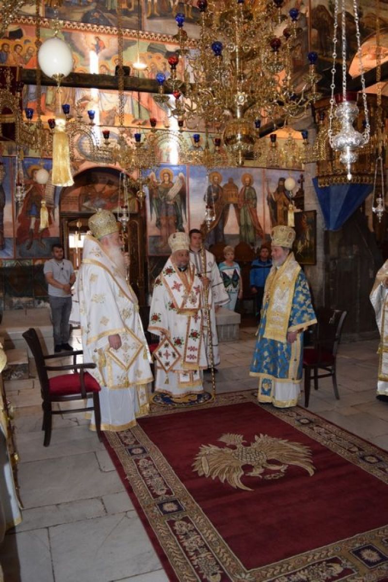 АРХИЕРЕЙСКО БОГОСЛУЖЕНИЕ И ПАНИХИДА В БАЧКОВСКИЯ МАНАСТИР
