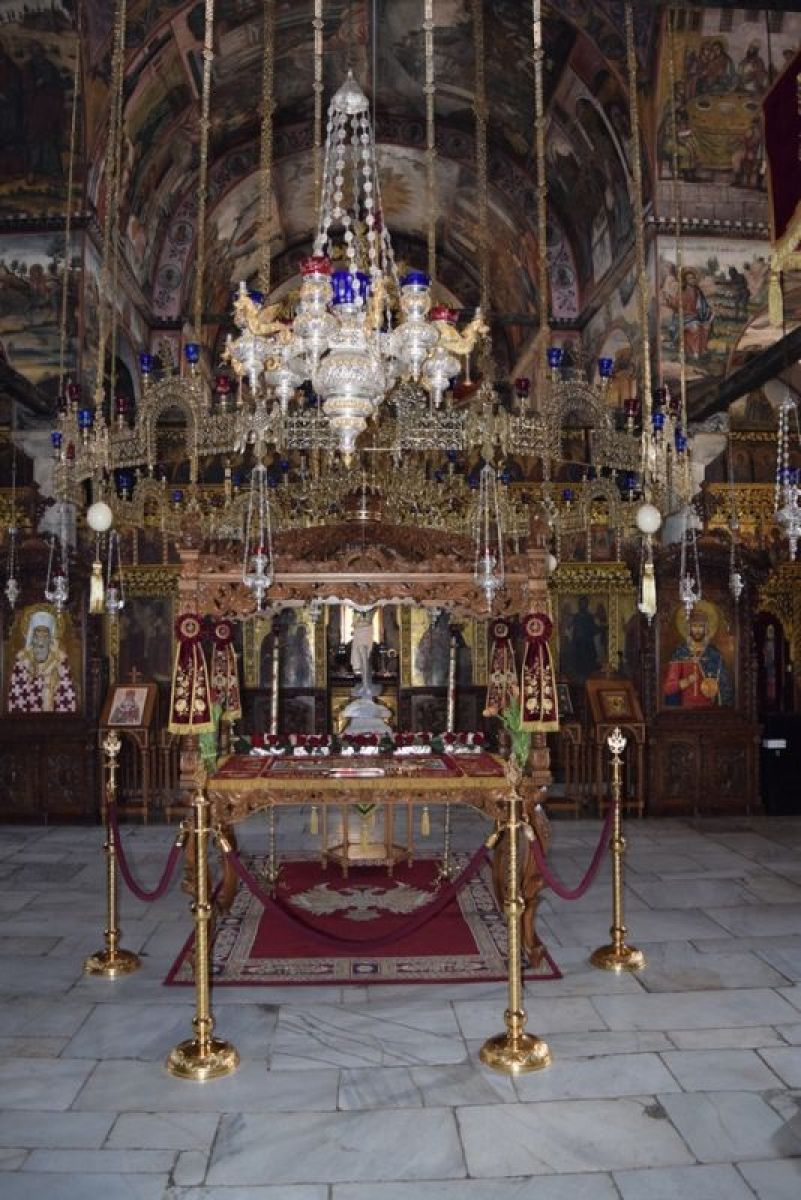 ИЗНАСЯНЕ НА ХРИСТОВАТА ПЛАЩАНИЦА В БАЧКОВСКИЯ МАНАСТИР