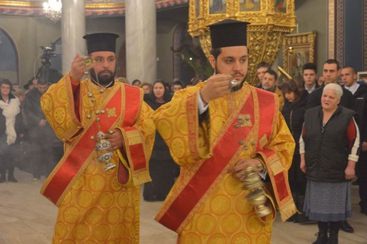 Архиерейска вечерня с чина на взаимното опрощение в Пловдив