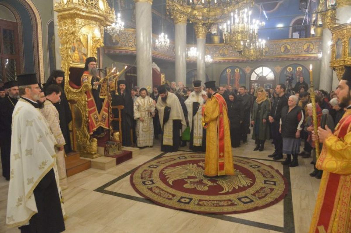Архиерейска вечерня с чина на взаимното опрощение в Пловдив