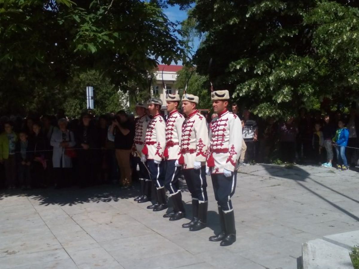11 май - празник на Ловеч