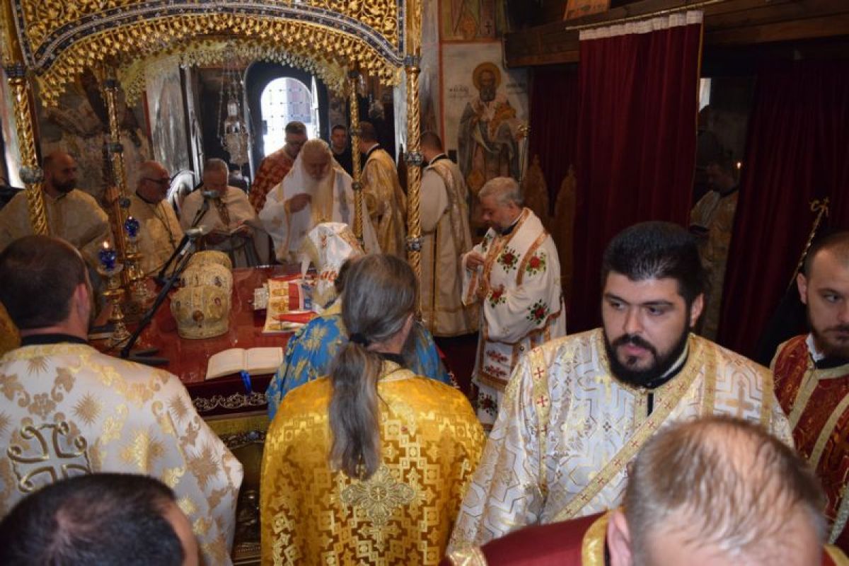АРХИЕРЕЙСКО БОГОСЛУЖЕНИЕ И ПАНИХИДА В БАЧКОВСКИЯ МАНАСТИР
