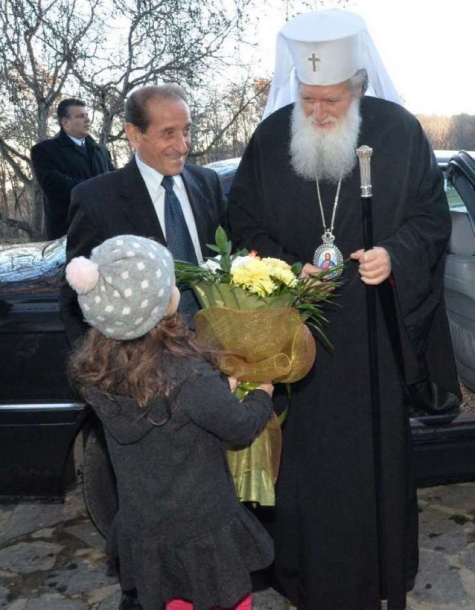 Посрещане на патриарх Неофит