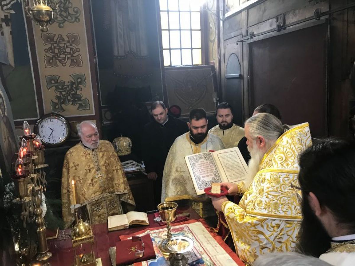 Архиерейска св. Литургия в храм Св. Николай