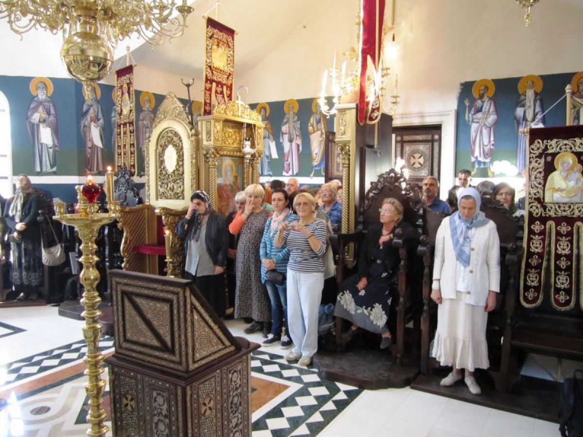 Св. Литургия в Църногорския манастир