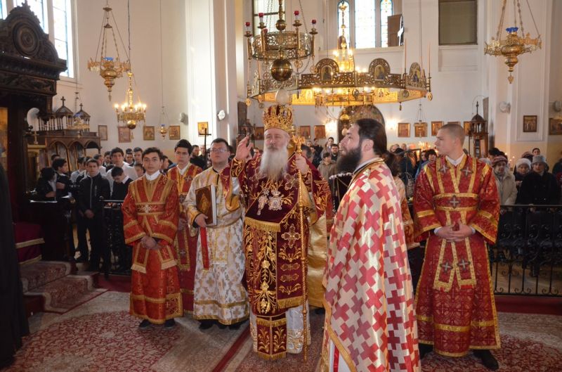 Празникът Благовещение в Софийската духовна семинария 
