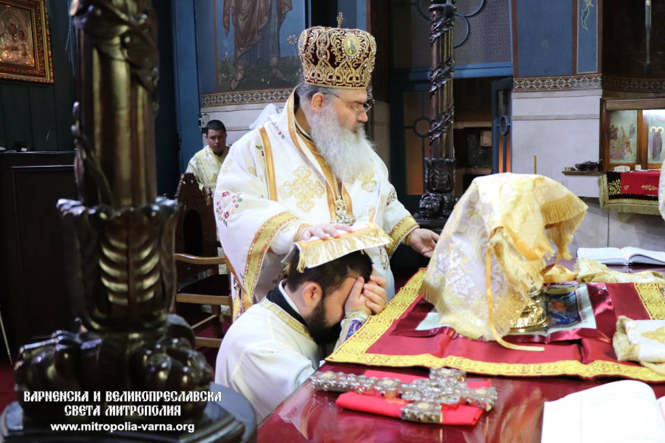 Ръкоположение на митрополитския дякон Любомир Георгиев за свещеник на БПЦ-БП