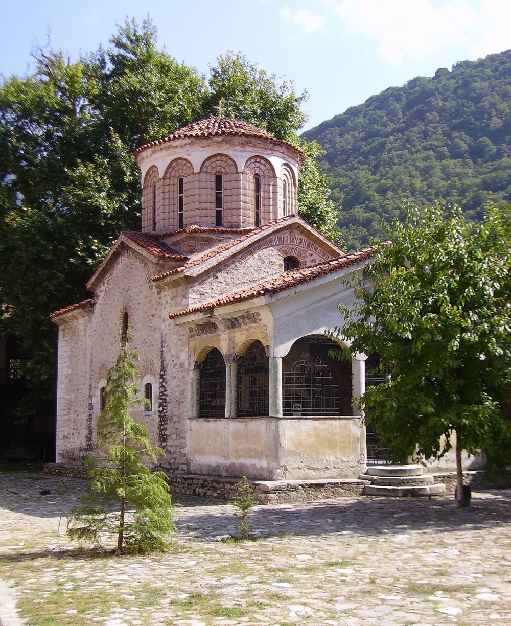 svNikola_edited.jpg